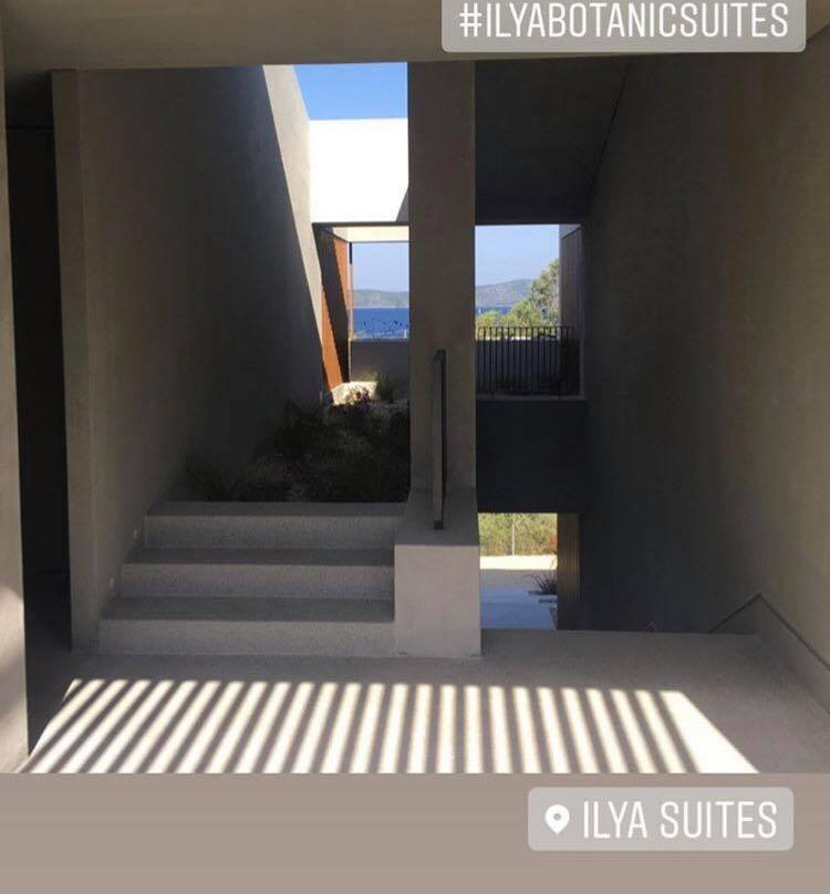 Ilya Suites主图
