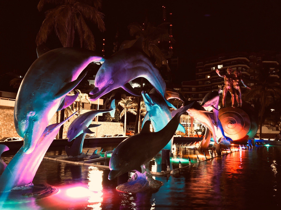 Continuity of Life-马萨特兰必去景点