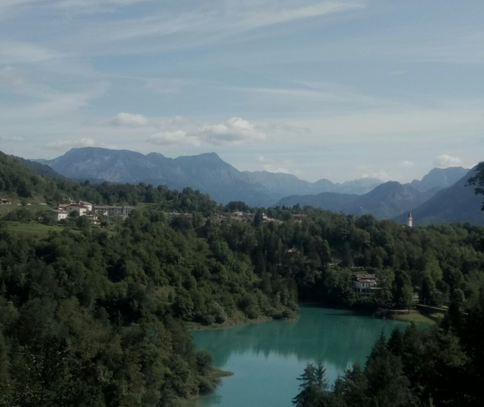 Lago di Verzegnis景点图片