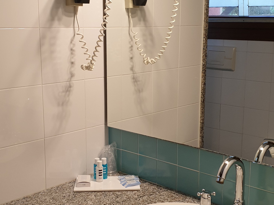 拉托雷酒店主图