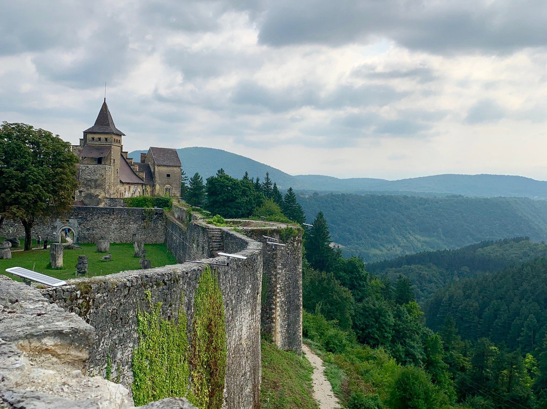 Ostrožac Castle景点图片