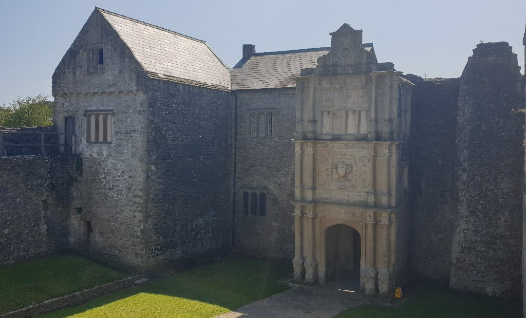 Beaupre Castle景点图片