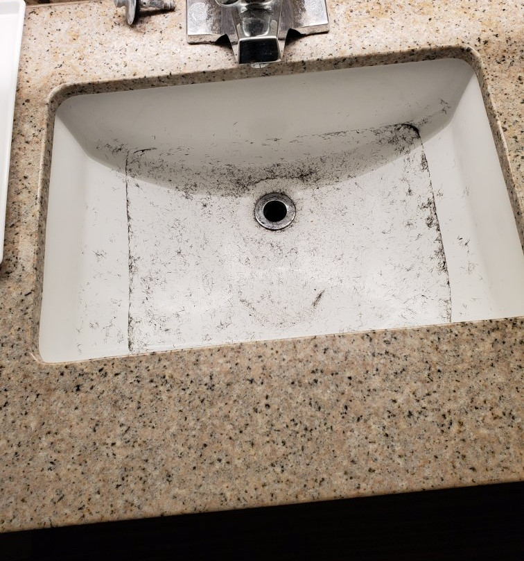 Howard Johnson by Wyndham Scott Lafayette主图