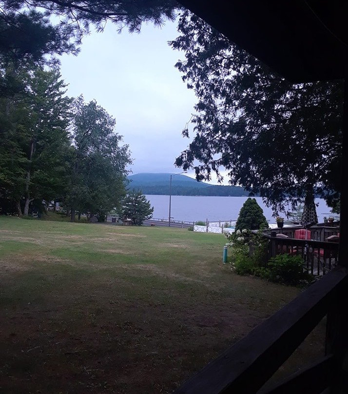 Pine Terrace Motel & Resort主图