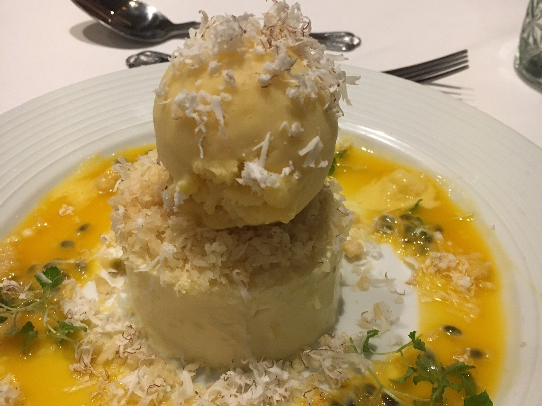 Three Acres Inn & Restaurant主图