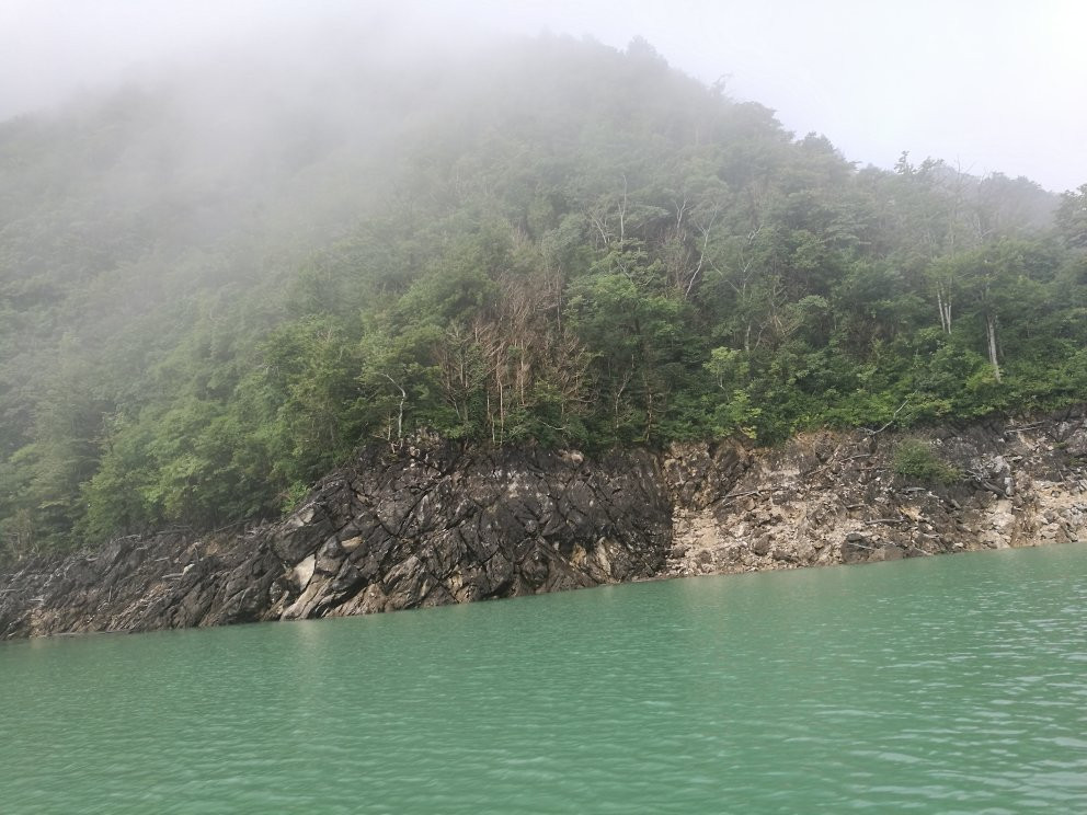 Enguri Boat Tour-Jvari必去景点
