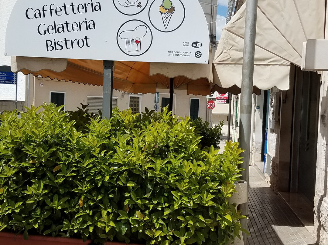 Tris bar-Cisternino必去景点