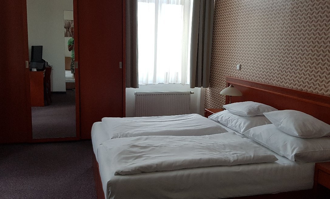 Hotel LEV主图