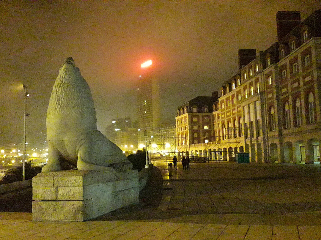 Monumento al Lobo Marino-马德普拉塔必去景点