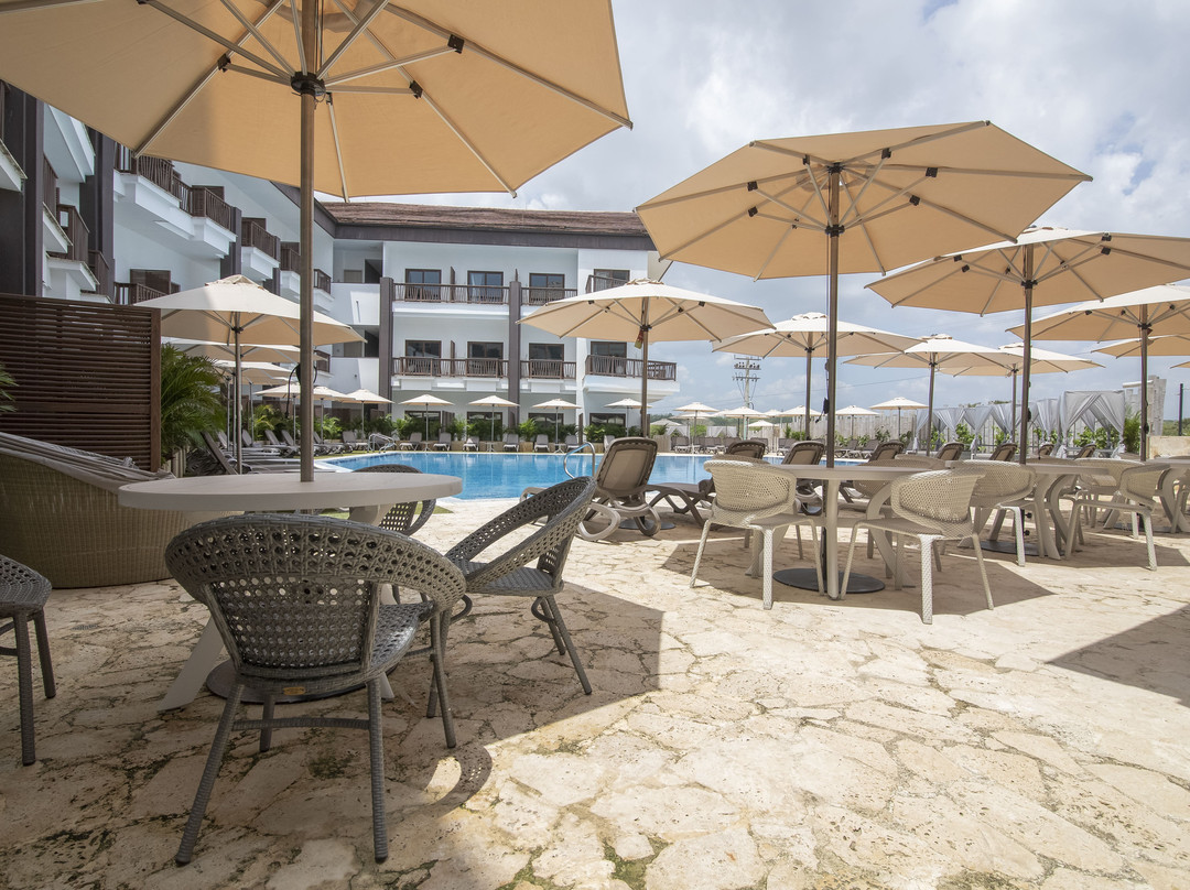 Grand Sirenis Karmairi主图