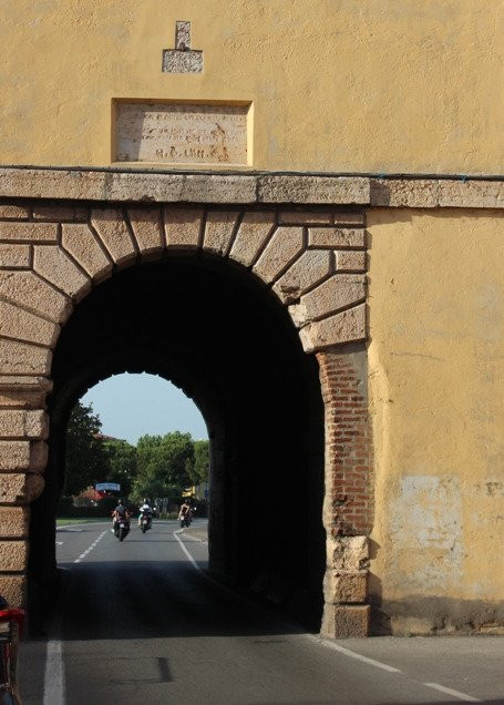 Porta Verona a Peschiera del Garda景点图片