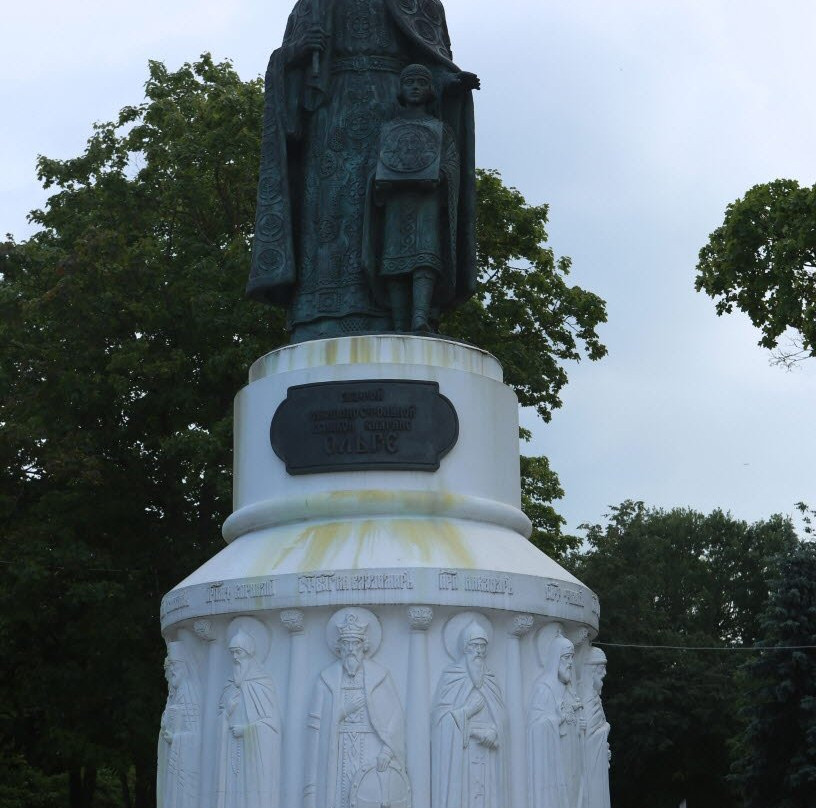 Monument to Saint Equal-to-the-Apostles Princess Olga-普斯科夫必去景点