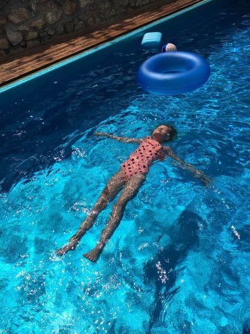 Usadba Kytler Guest House-泳池