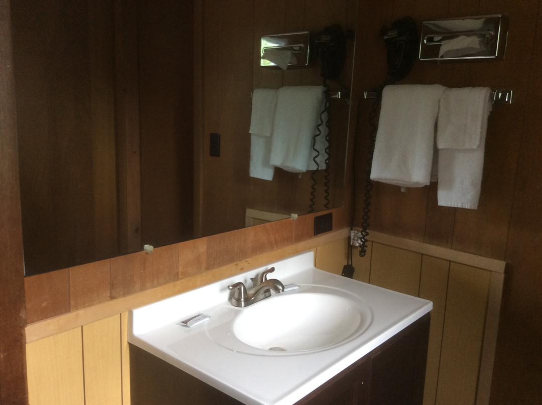 斯托尼布鲁克汽车旅馆&小屋酒店主图