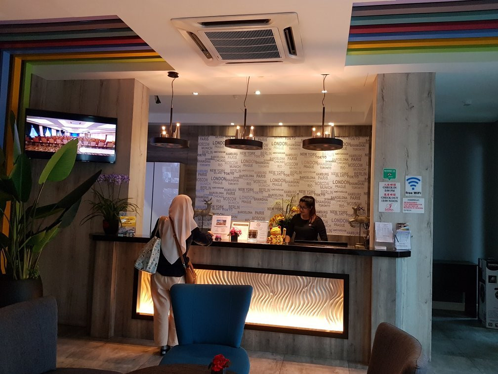 Indra Hotel - Boutique Suites主图