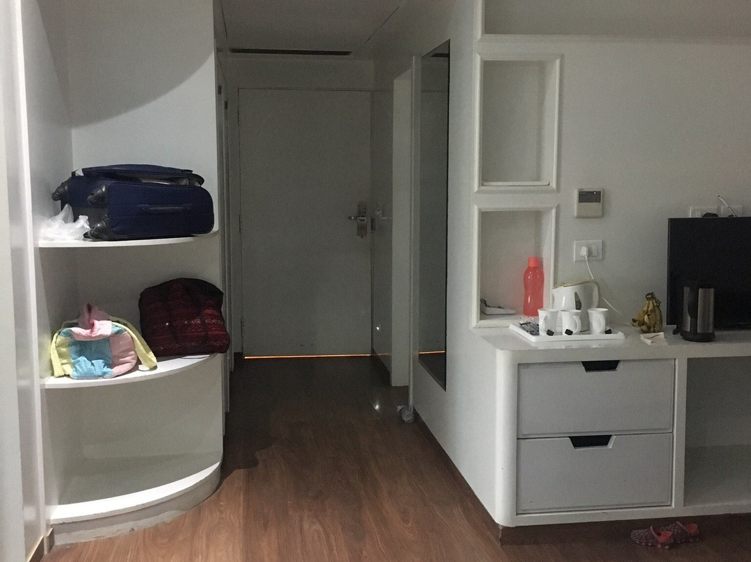 Hotel Lakhdatar主图