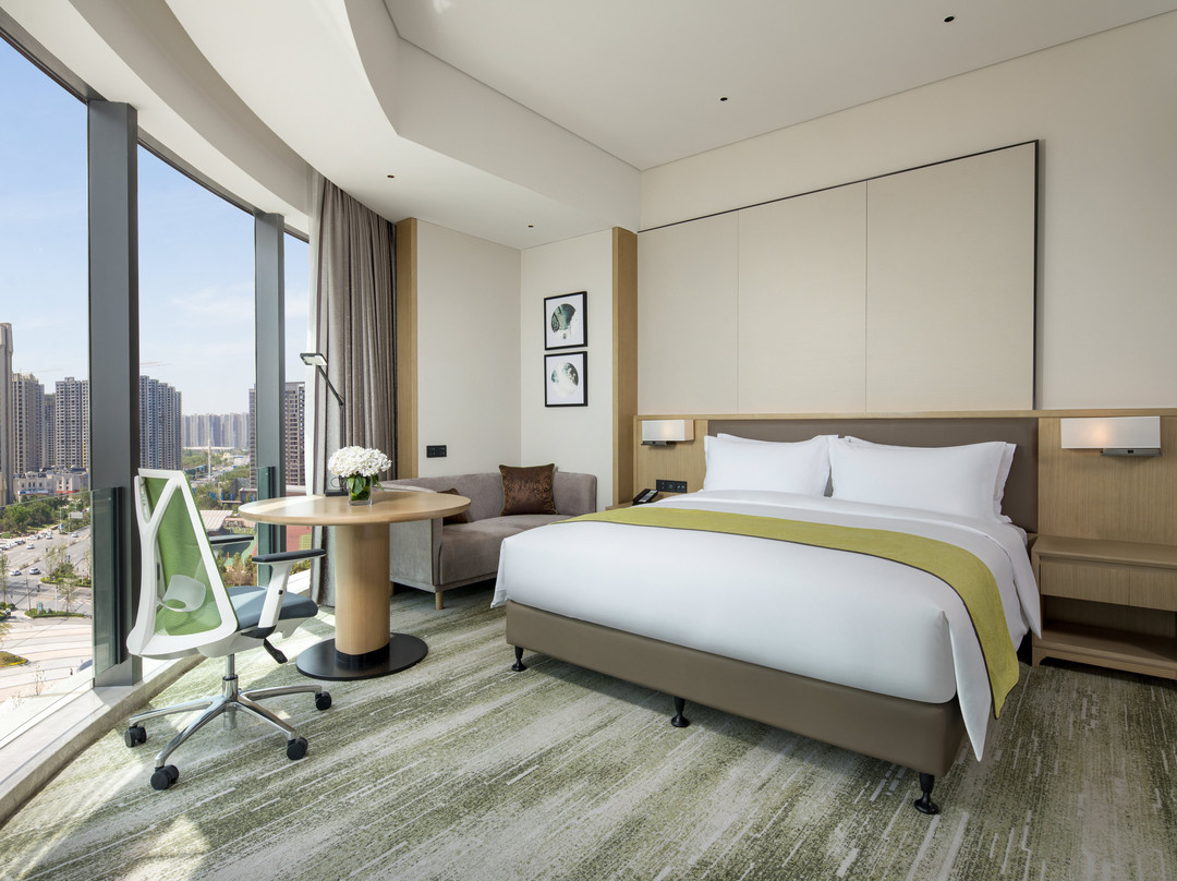 郑州滨河假日酒店主图