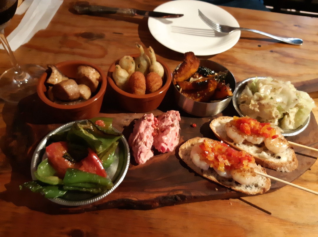 スペインバル バレスタ （SPAIN BAR VALESTA）