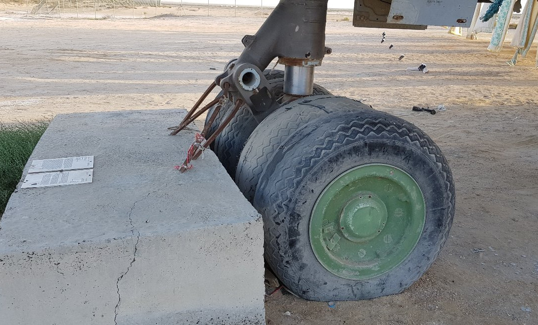 Abandoned Ilyushin IL 76-乌姆盖万必去景点