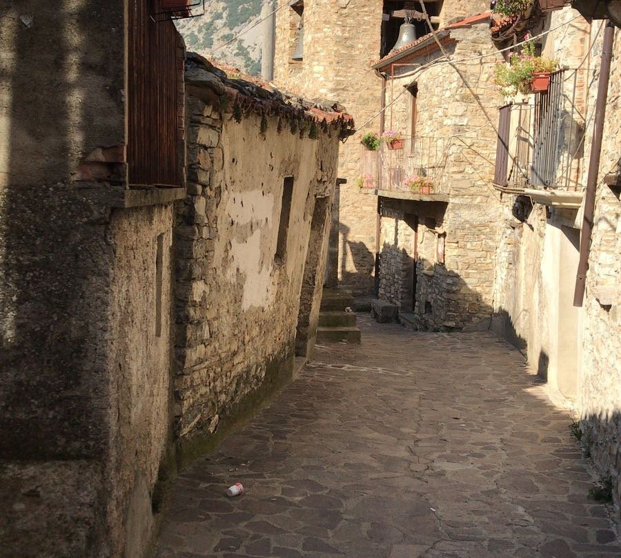 San Lorenzo Bellizzi旅游攻略图片