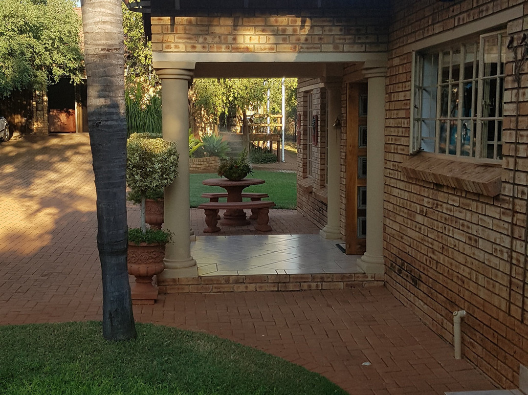 Boubou Bed And Breakfast主图