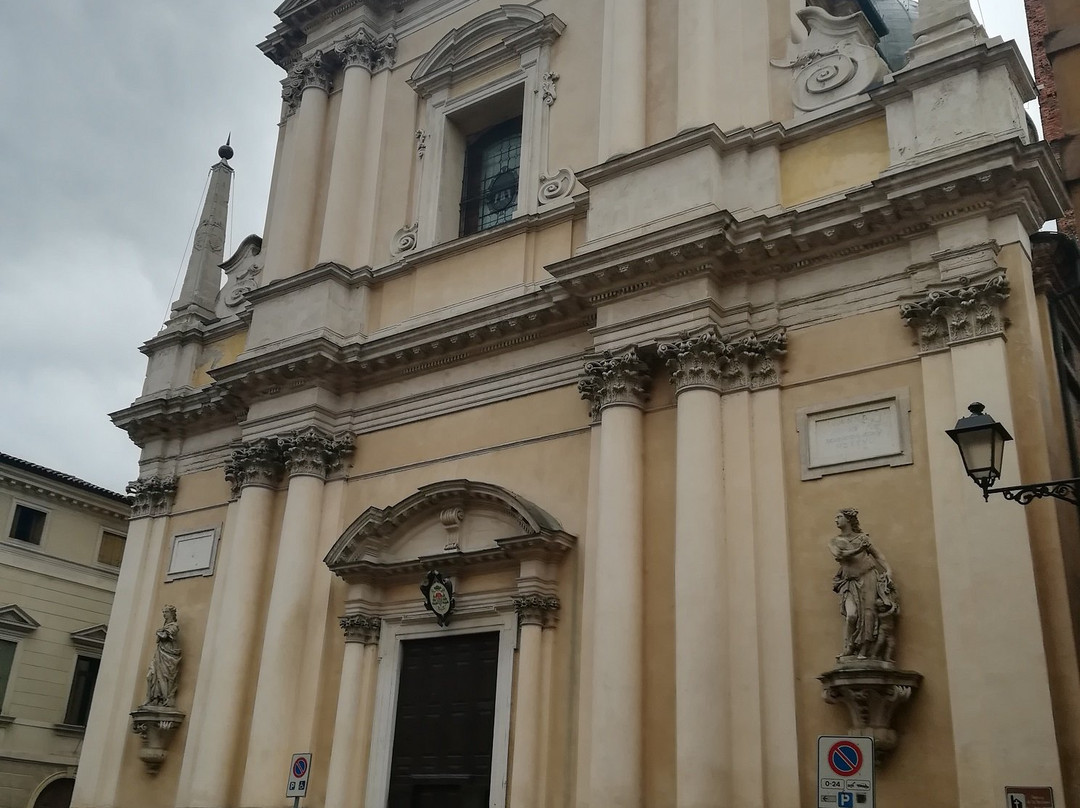 Chiesa di S.Stefano-维琴查必去景点