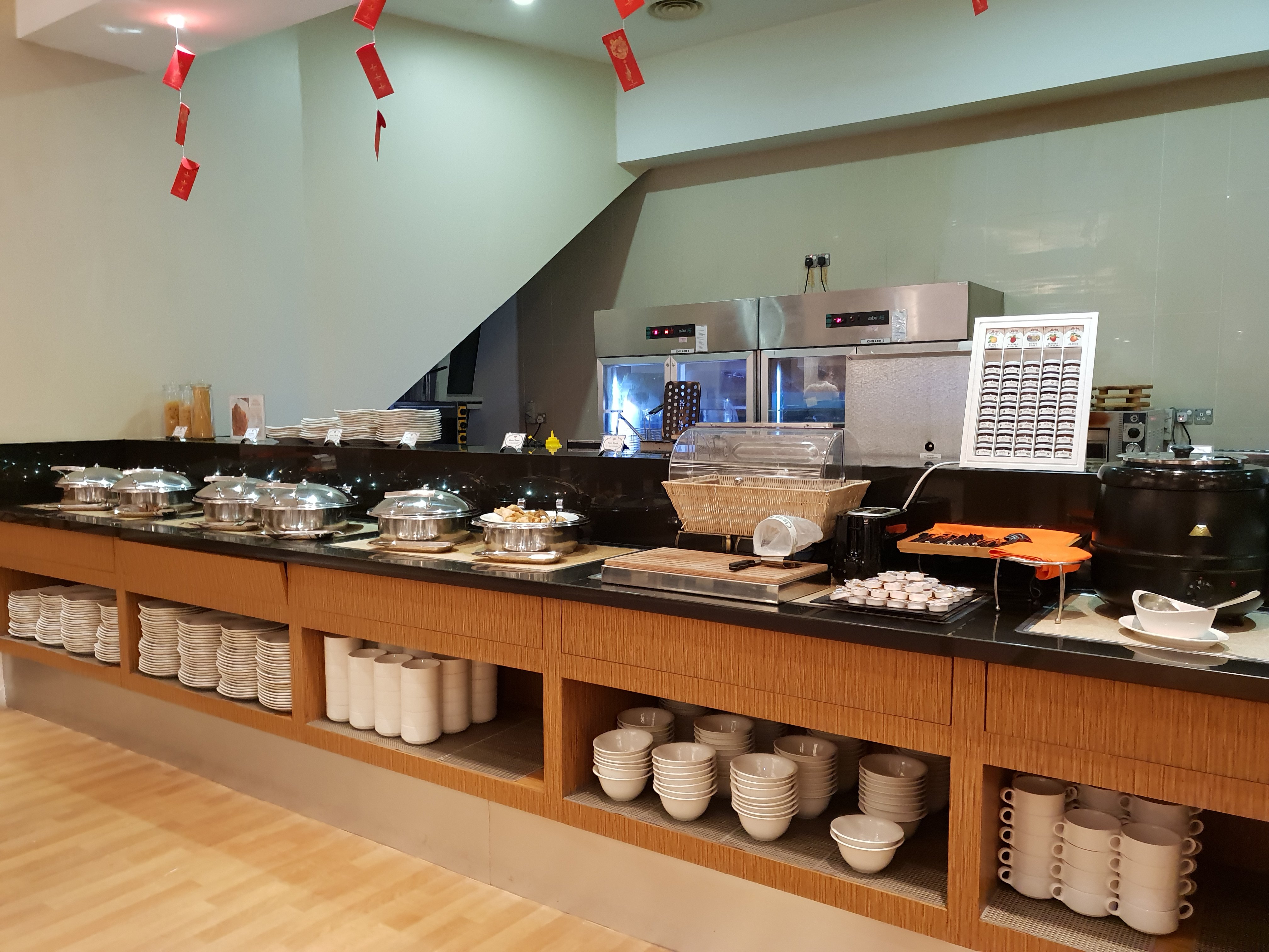 吉隆坡国际机场2号航站楼萨玛萨玛快捷酒店-餐饮