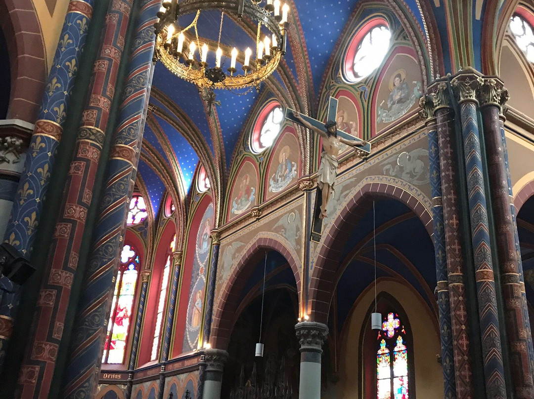 Eglise St Martin-Croix必去景点