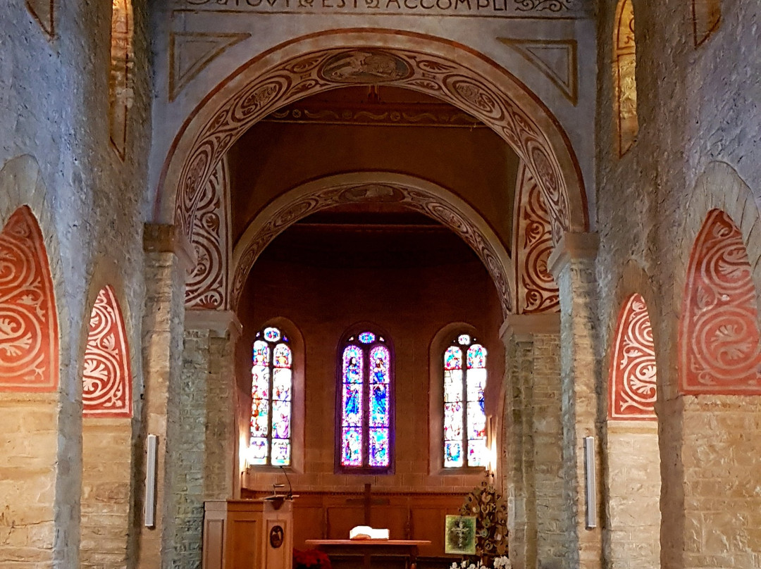 Église Romane de Rougemont-鲁日蒙必去景点