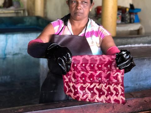 Art Lanka Batiks-康提必去景点