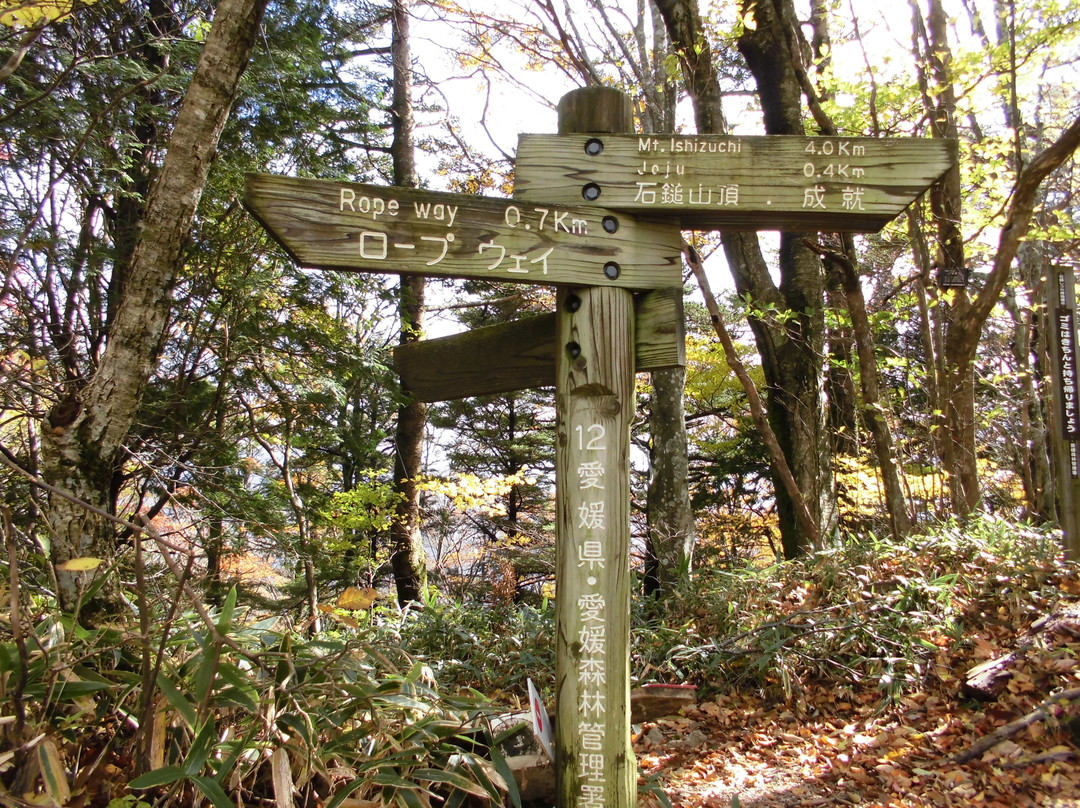 Ishizuchi Shrine Jojusha-西条市必去景点