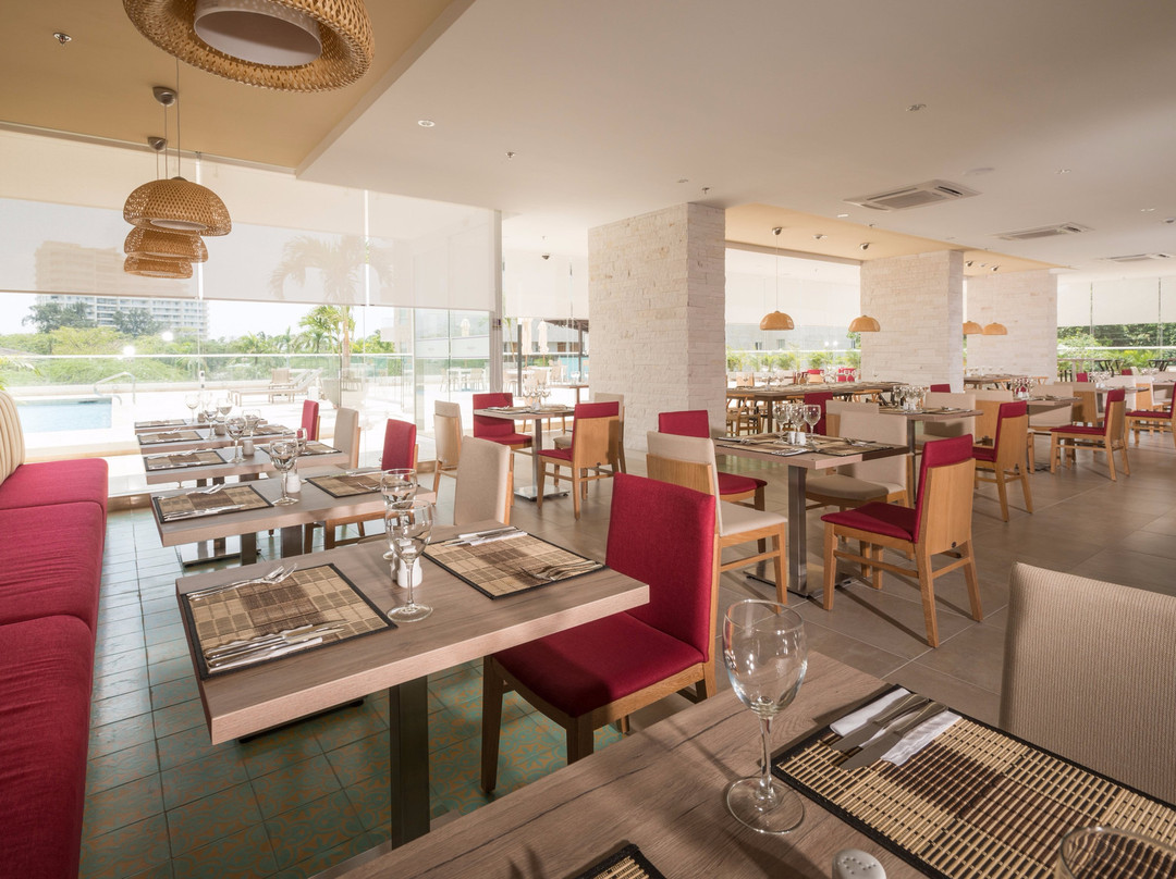 El Manantial餐馆和美食-Emile Restaurante