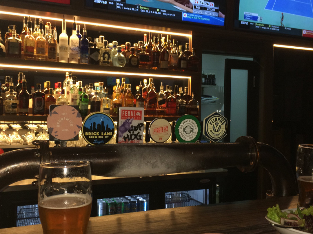 East Brunswick Hotel主图