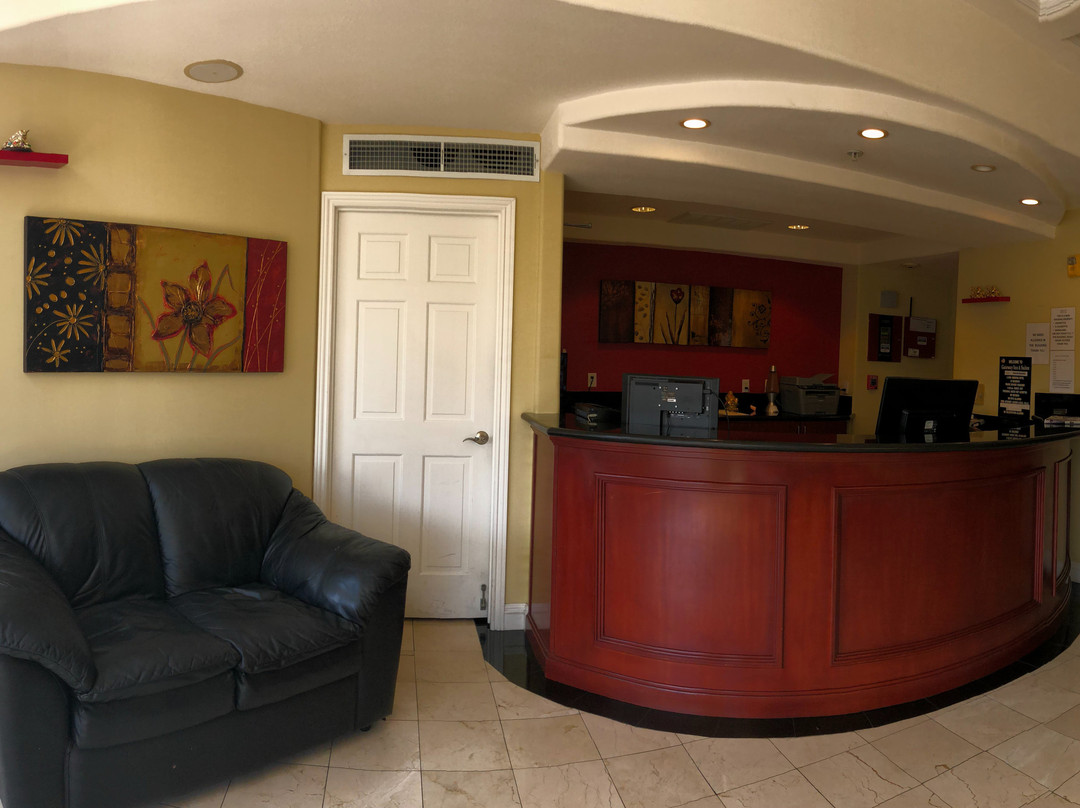 盖特威旅馆和套房主图