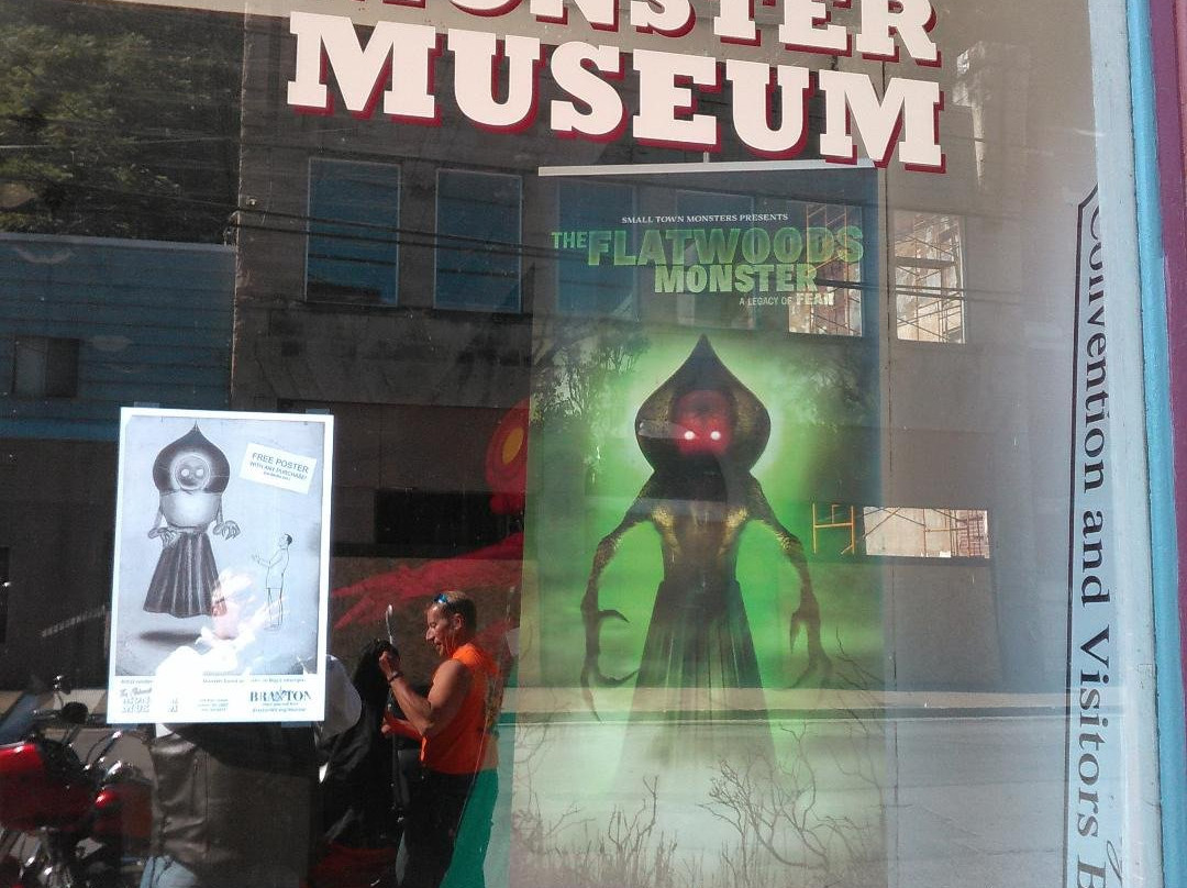Flatwoods Monster Museum-Sutton必去景点