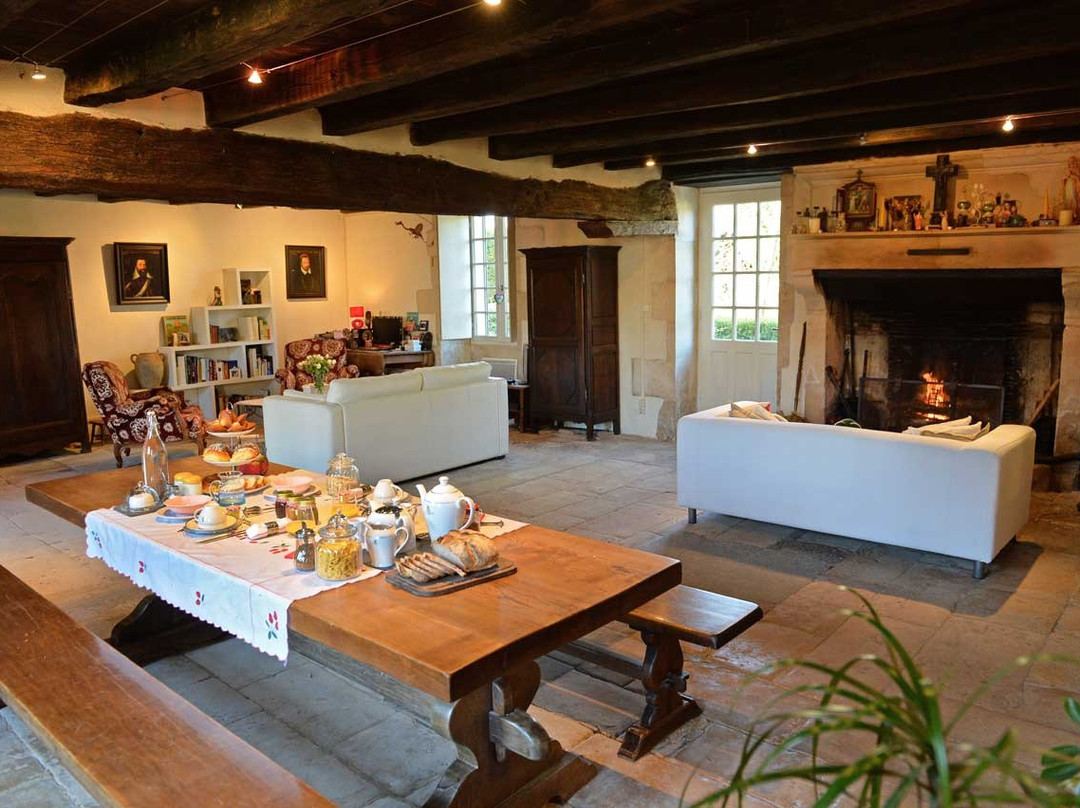 Le Prieure Saint Barthelemy主图