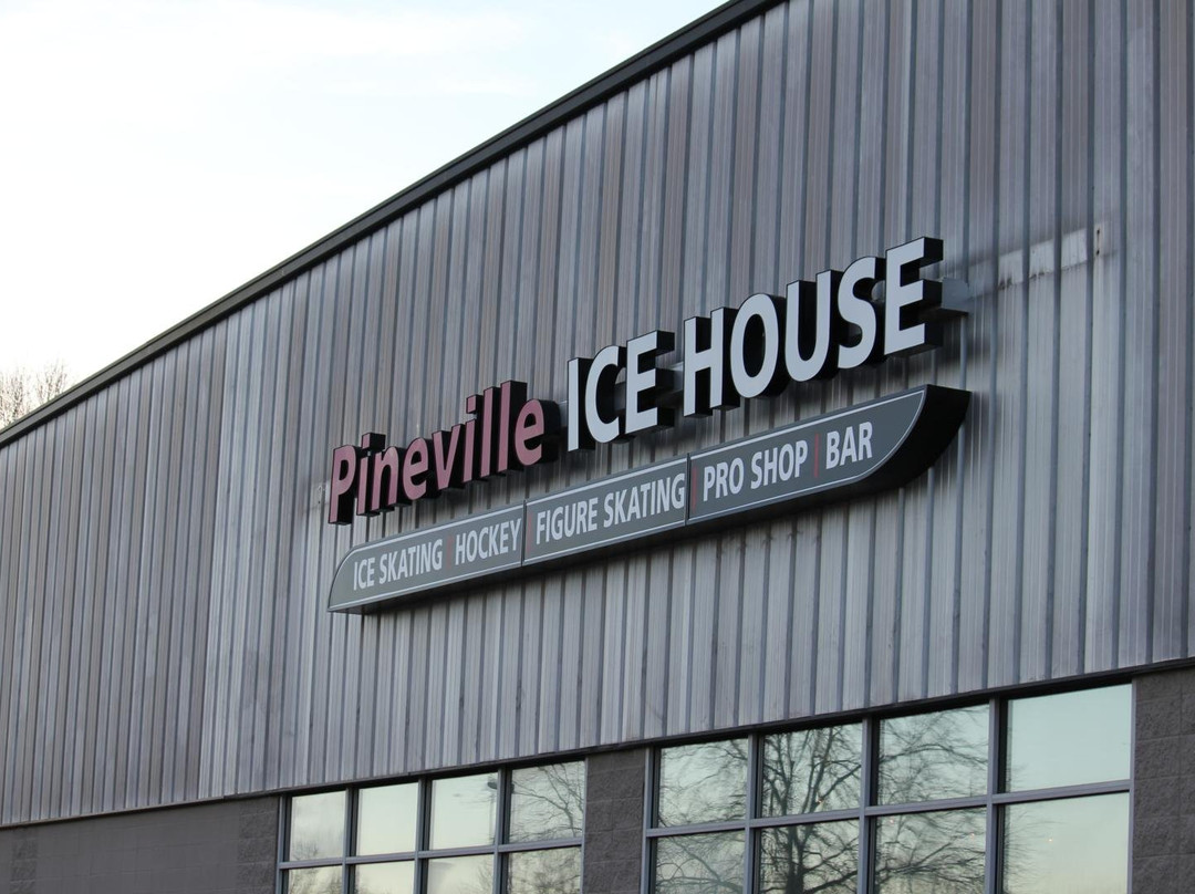Pineville Ice House景点图片