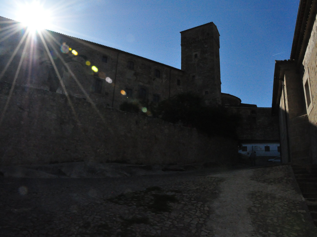 Casa-Fuerte de Luis de Chaves "el Viejo"景点图片