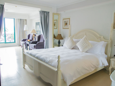 华泉大饭店主图