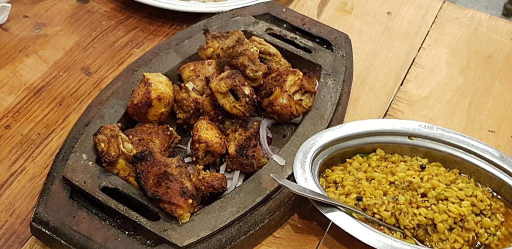 Gate Way Hotel主图