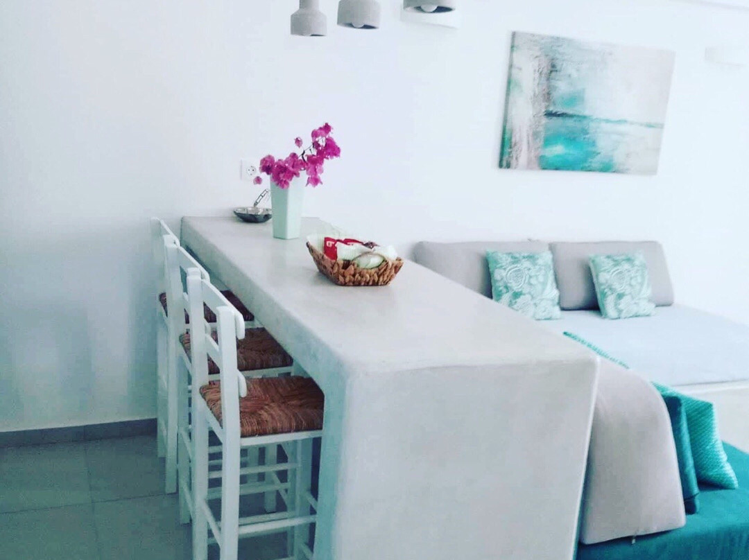 Drouga's Studios & Suites主图