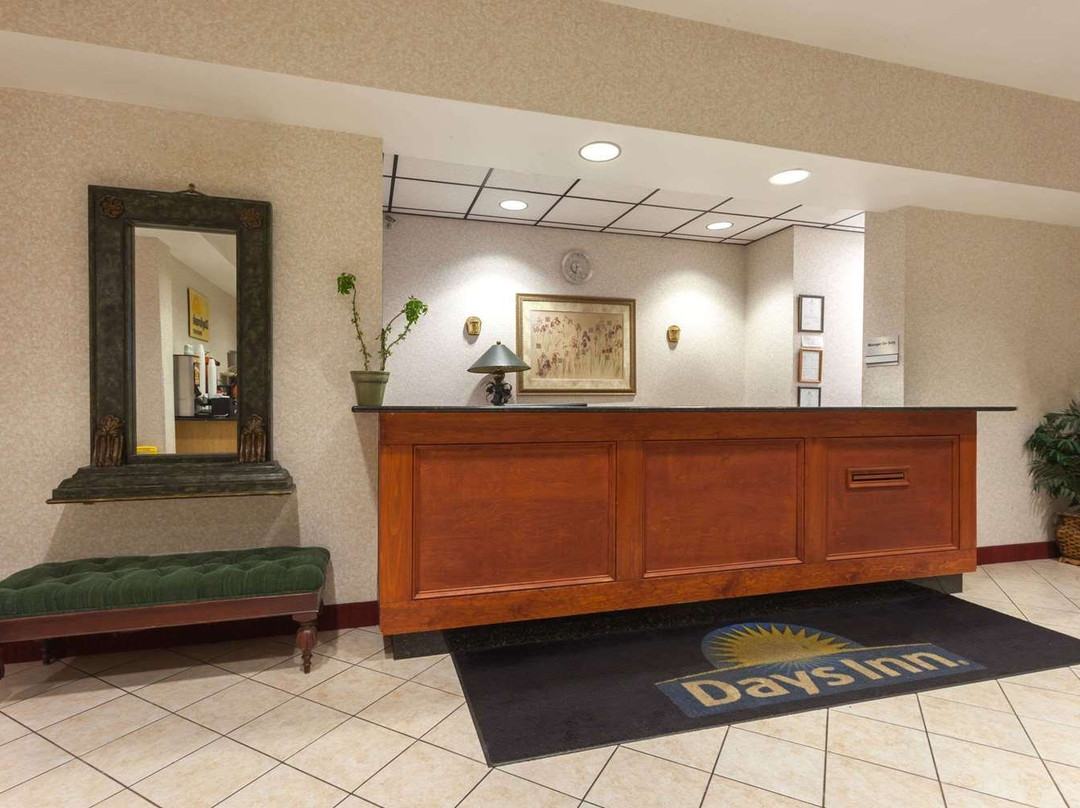 马纳萨斯戴斯酒店主图