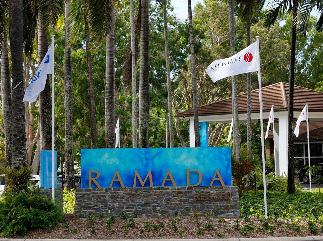 道格拉斯港华美达度假酒店主图