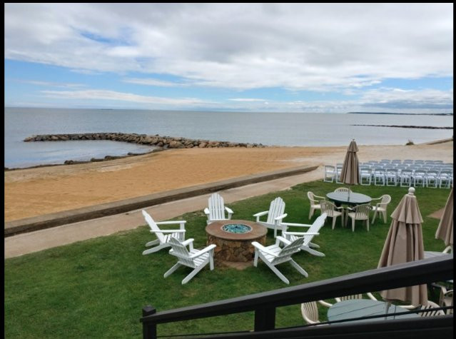 Lighthouse Inn主图