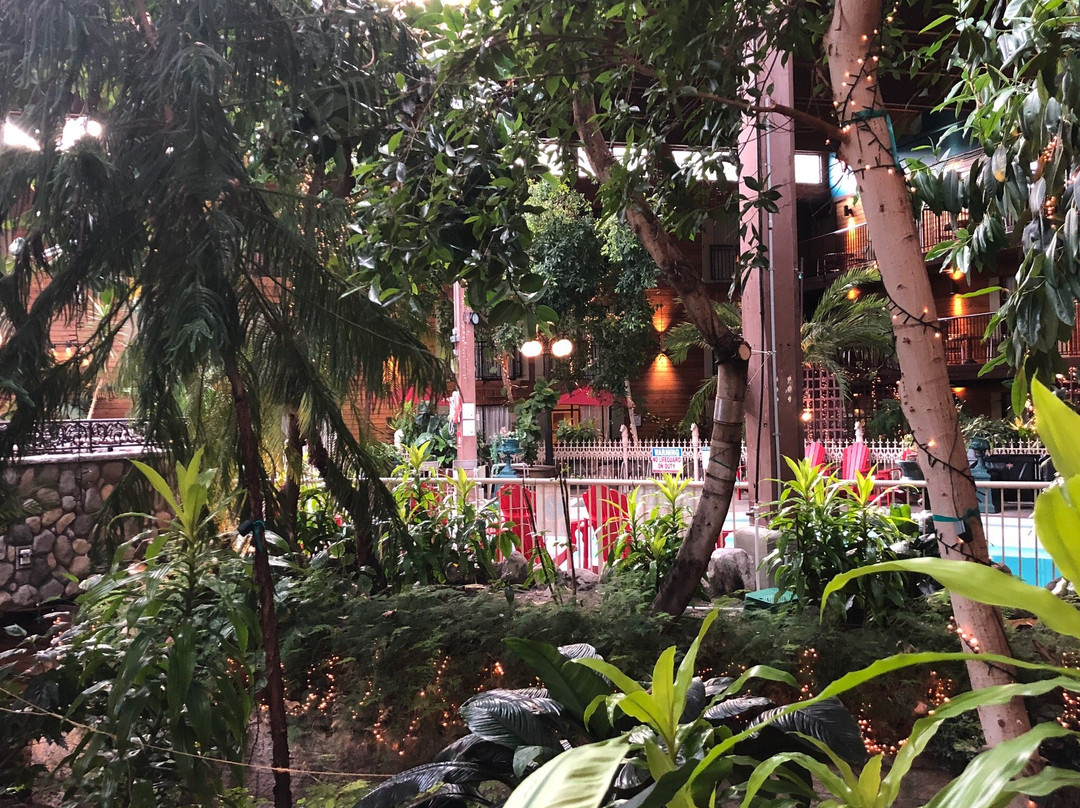 Prestige Vernon Lodge and Conference Centre主图