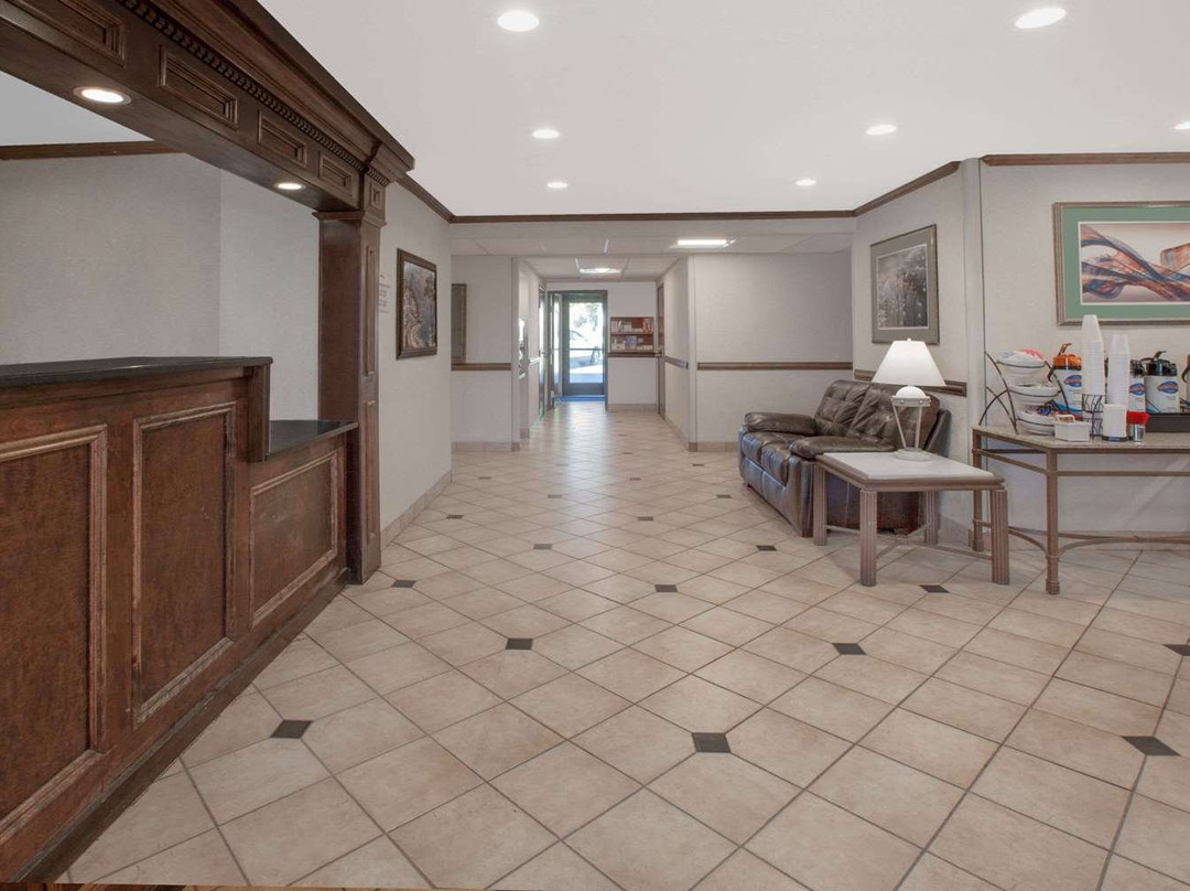 Baymont by Wyndham Jackson主图