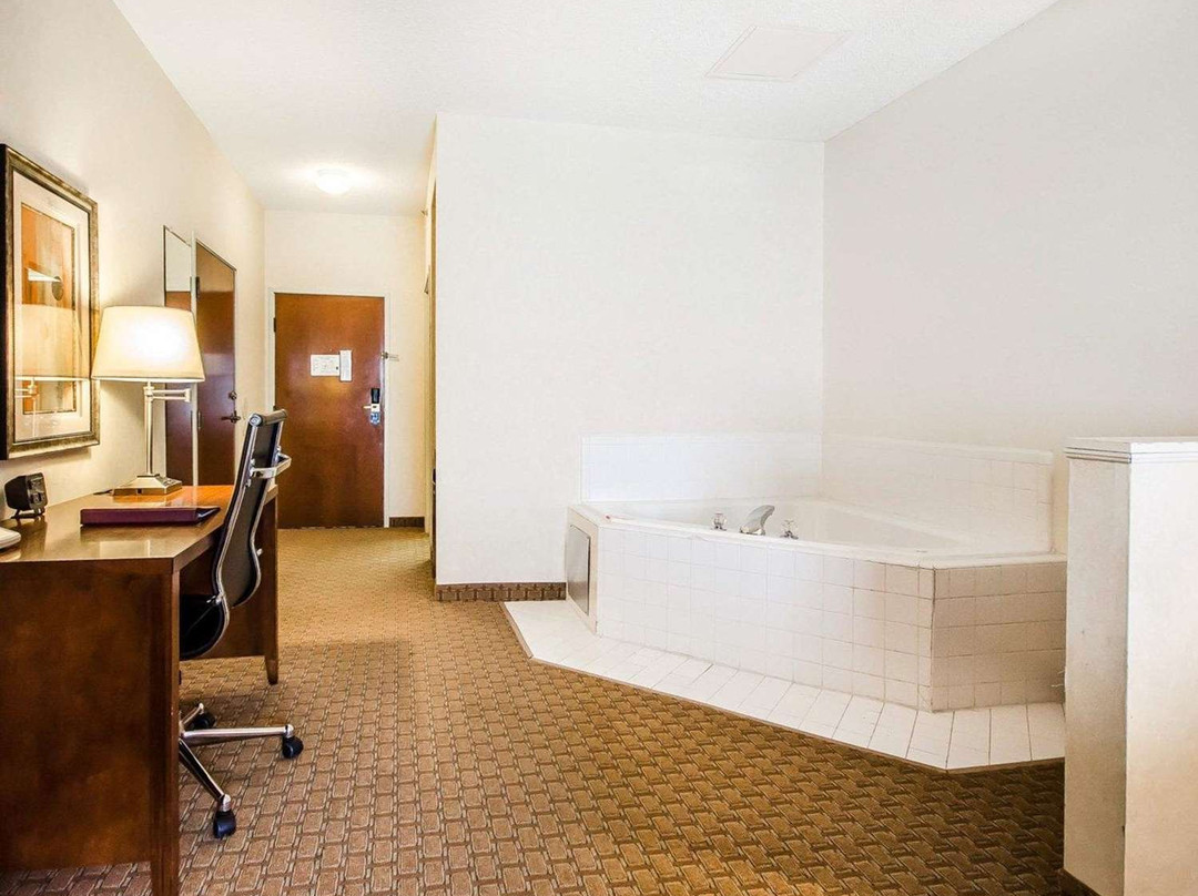 Comfort Suites主图