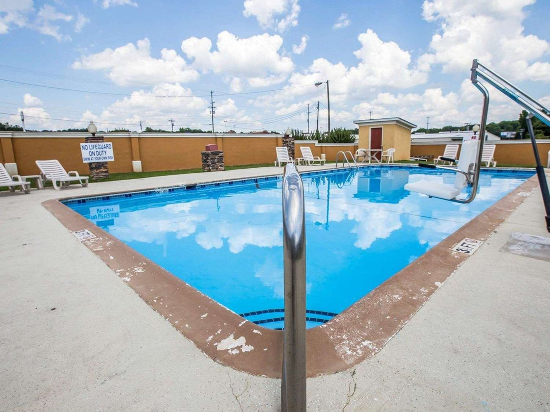 Quality Inn Greenwood Hwy 25主图