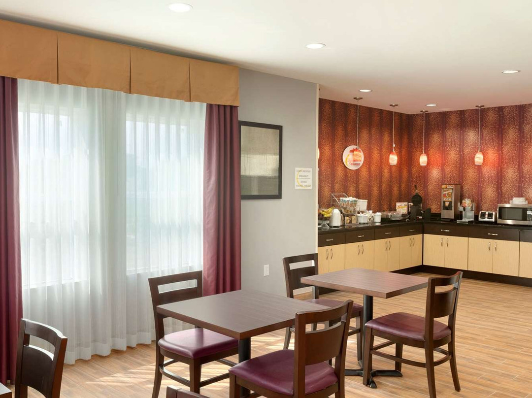 Super 8 By Wyndham Carrizo Springs主图