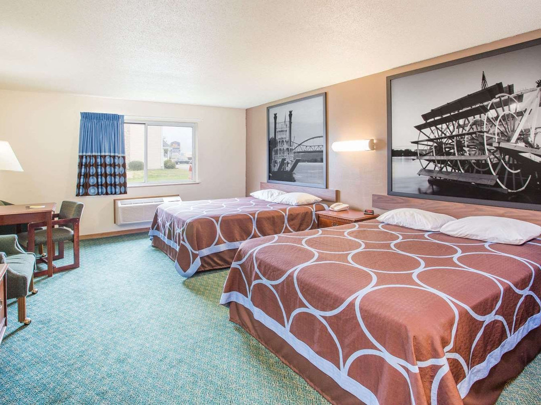 Super 8 by Wyndham Prairie Du Chien主图